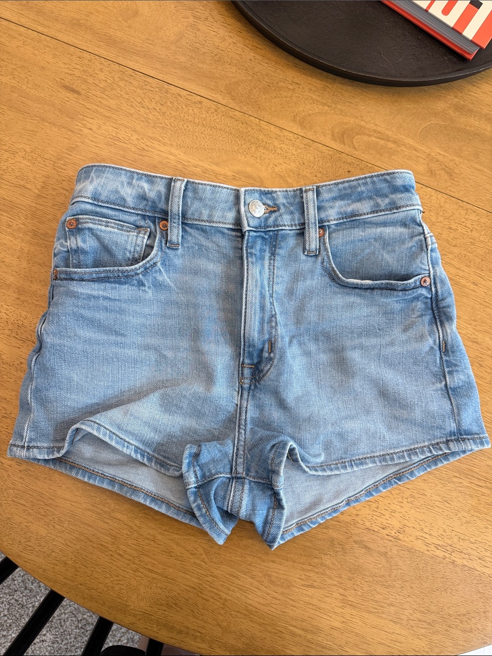Light Blue Denim High-Rise “Cheeky” Women’s Shorts American Eagle SZ 0